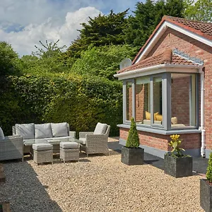  Holiday home 'home From Home', Luxury, Private Secure House Ireland